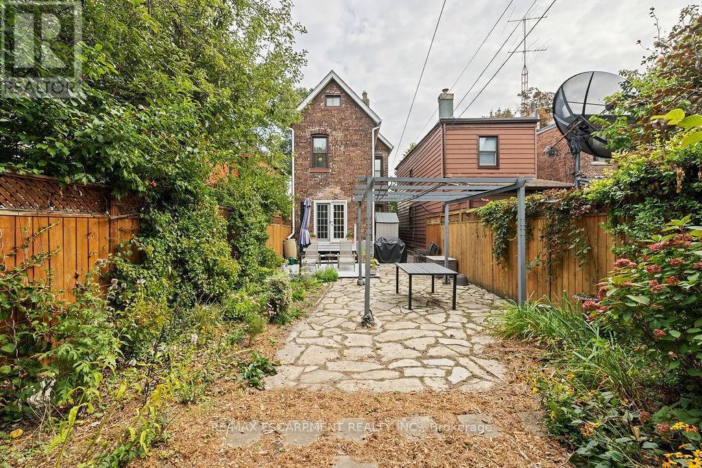 406 Margueretta Street, Toronto, ON - Outdoor