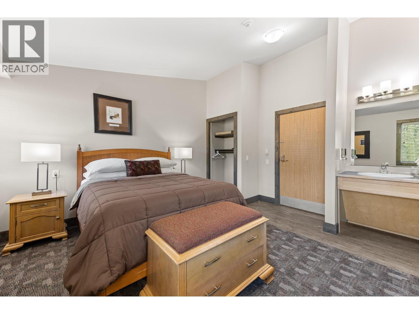 360 Strayhorse Road Unit# L-13, Apex Mountain, BC