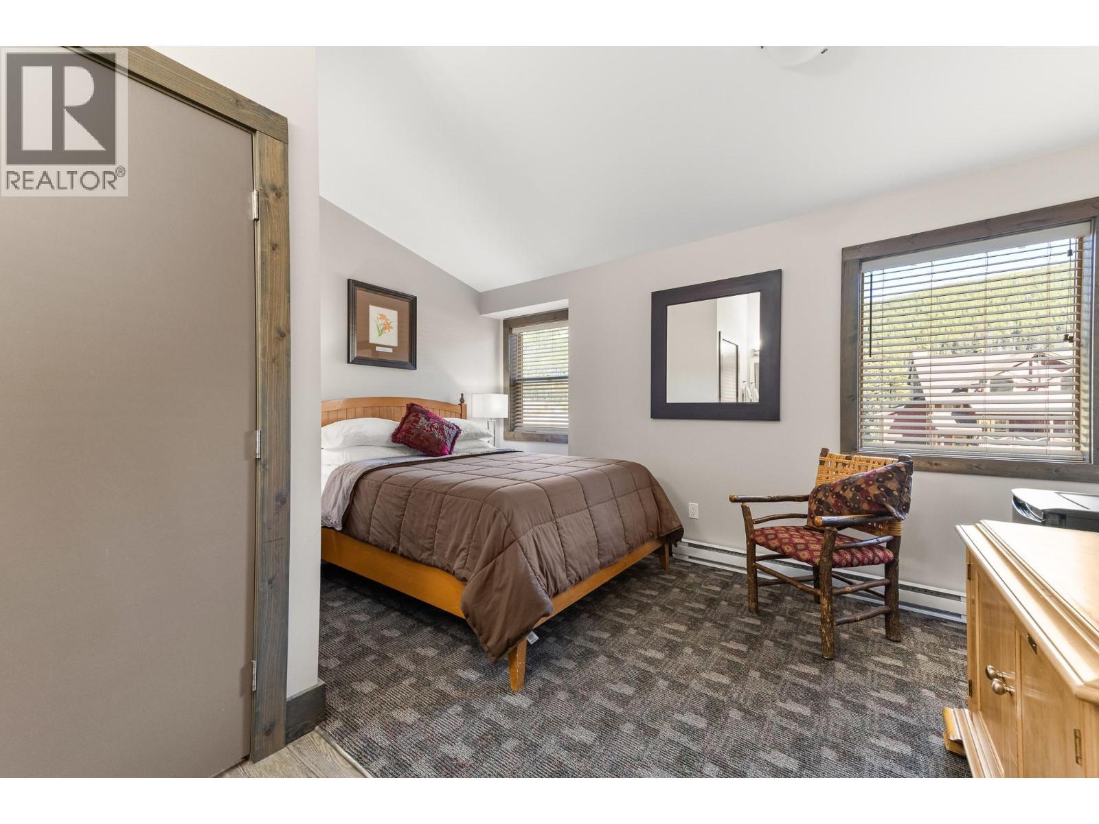 360 Strayhorse Road Unit# L-13, Apex Mountain, BC