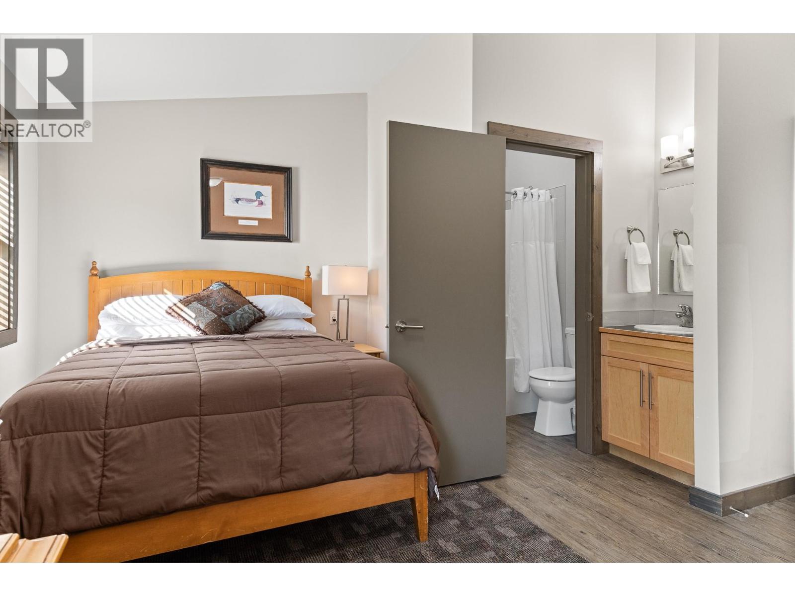 360 Strayhorse Road Unit# L-13, Apex Mountain, BC