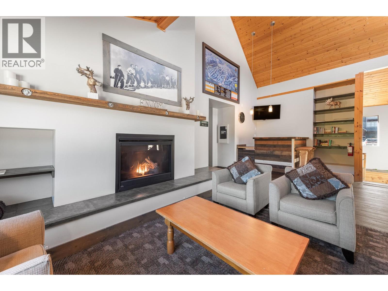 360 Strayhorse Road Unit# L-13, Apex Mountain, BC
