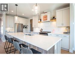 5 Bedroom | 3 Bathroom Lakestone Home -