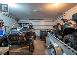 Garage -