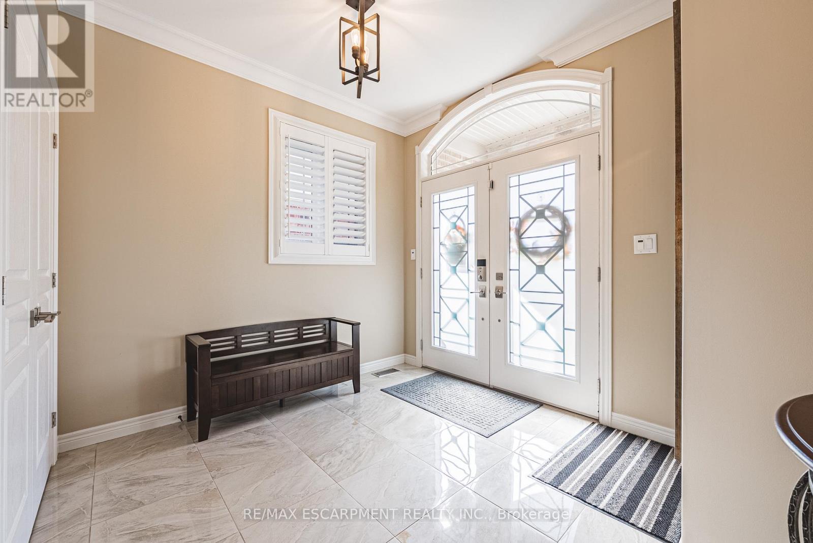 68 Kinsman Drive, Hamilton, ON - Indoor Photo Showing Other Room