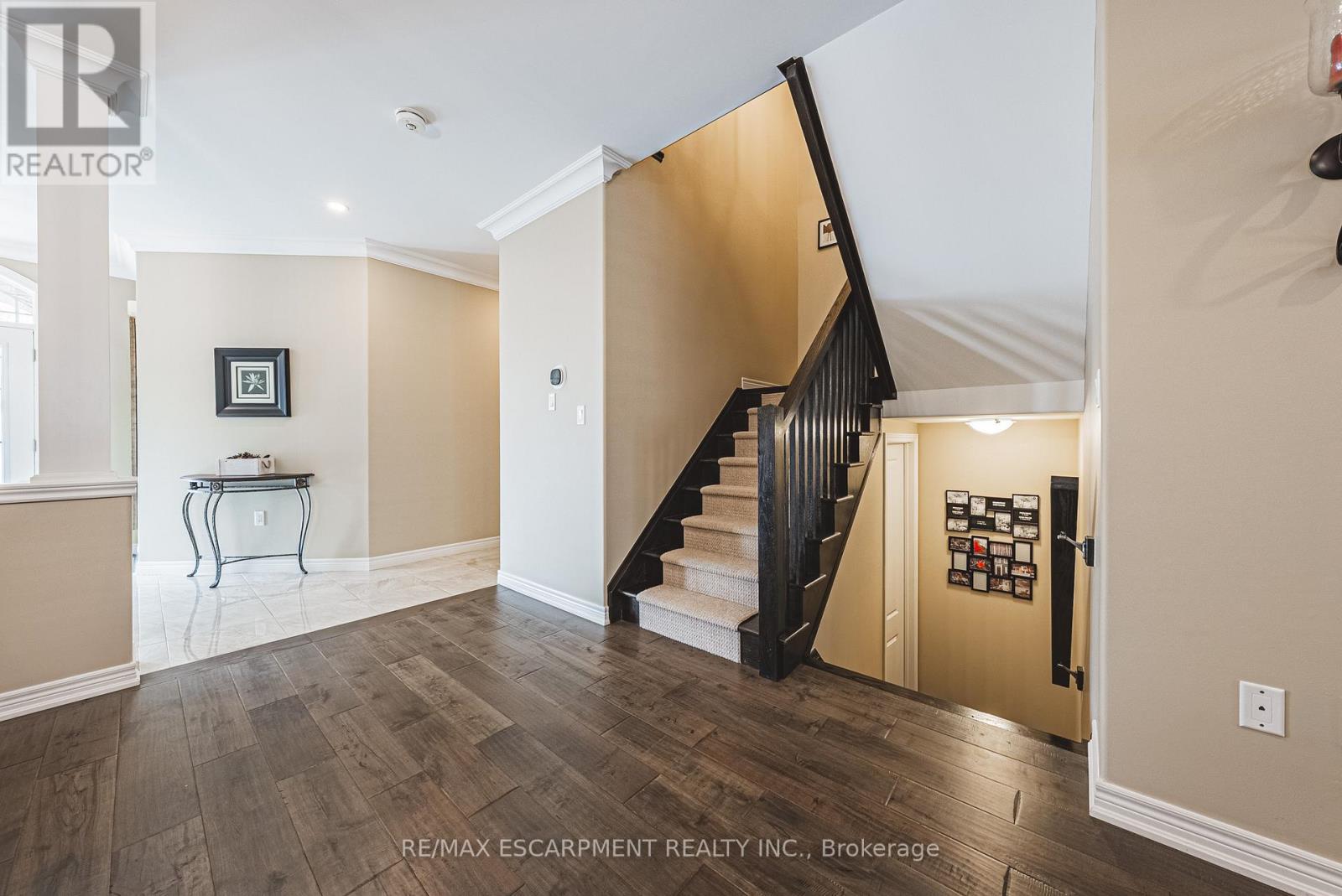 68 Kinsman Drive, Hamilton, ON - Indoor Photo Showing Other Room