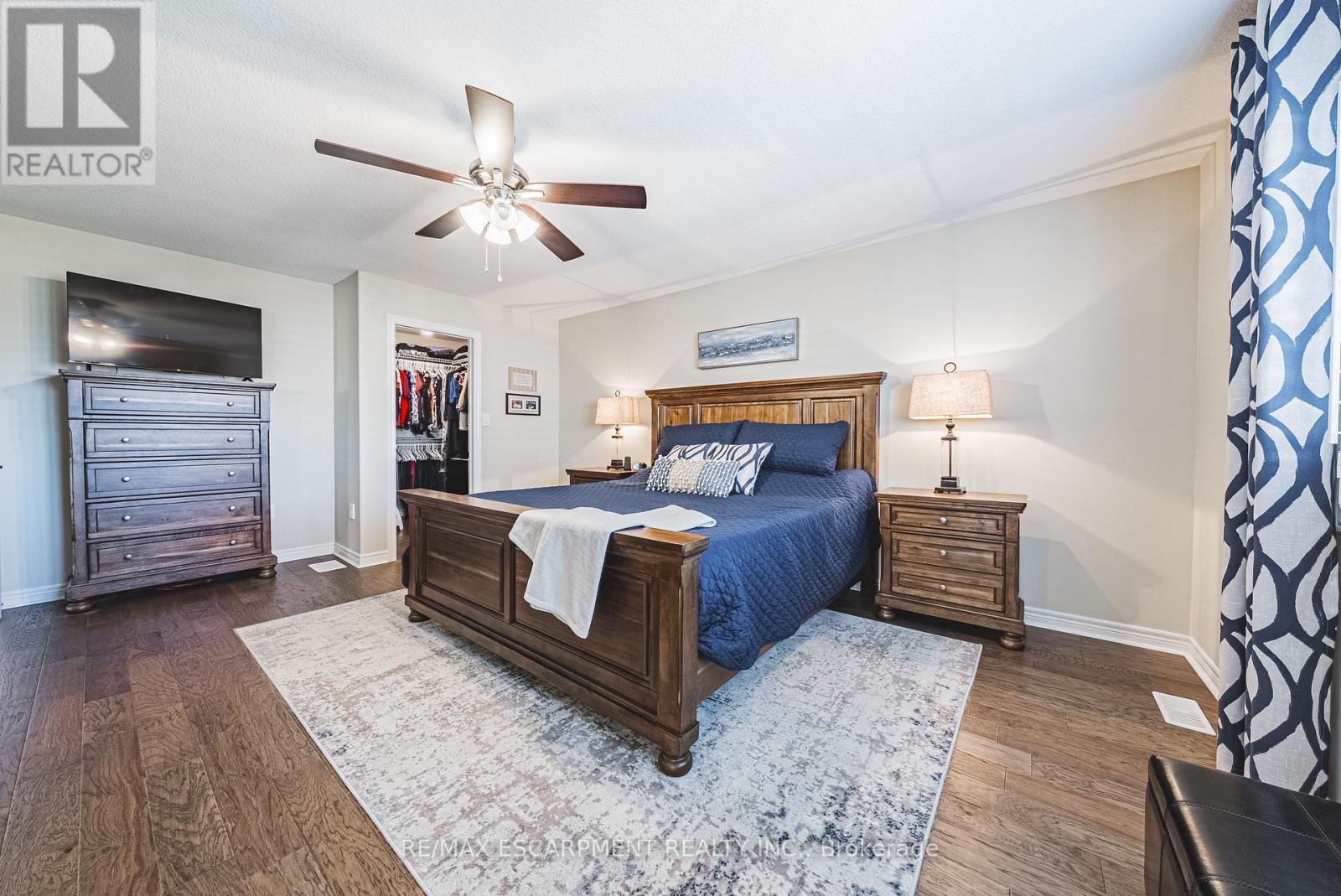 68 Kinsman Drive, Hamilton, ON - Indoor Photo Showing Bedroom