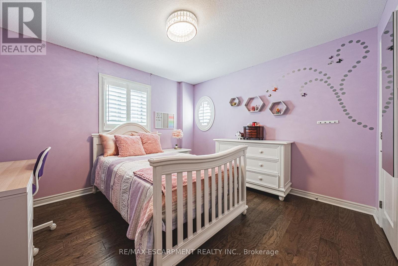 68 Kinsman Drive, Hamilton, ON - Indoor Photo Showing Bedroom