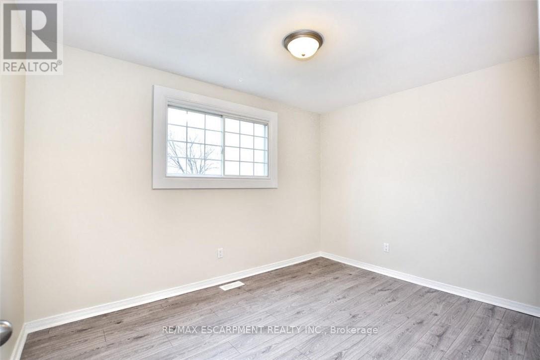 1 - 45 Edwina Place, Hamilton, ON - Indoor Photo Showing Other Room