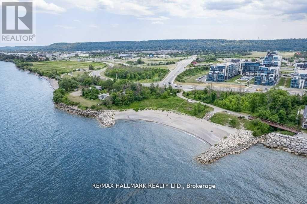 409 - 10 Concord Place, Grimsby, ON - Outdoor With Body Of Water With View