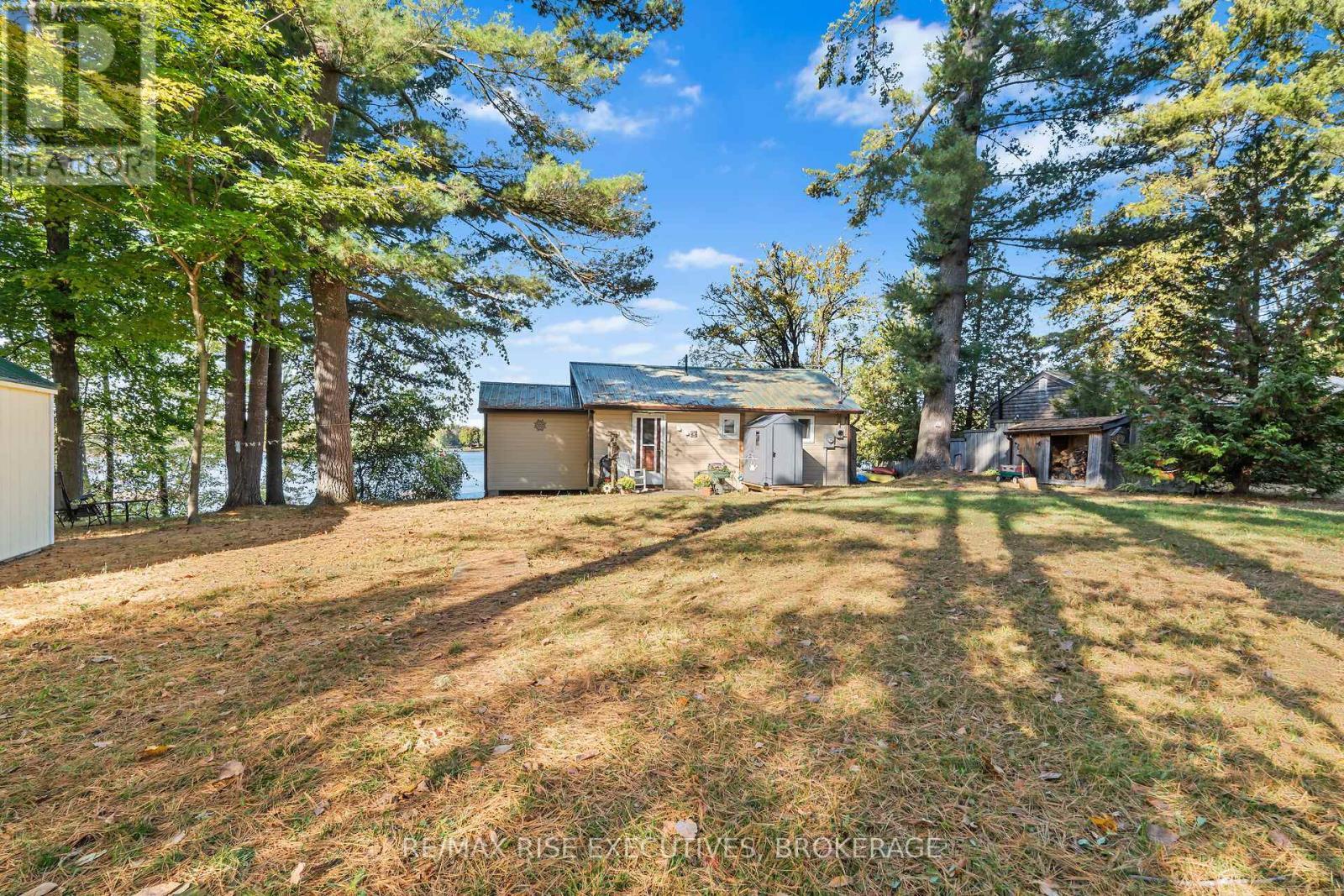 465K Lyndhurst Road, Leeds And The Thousand Islands, ON - Outdoor