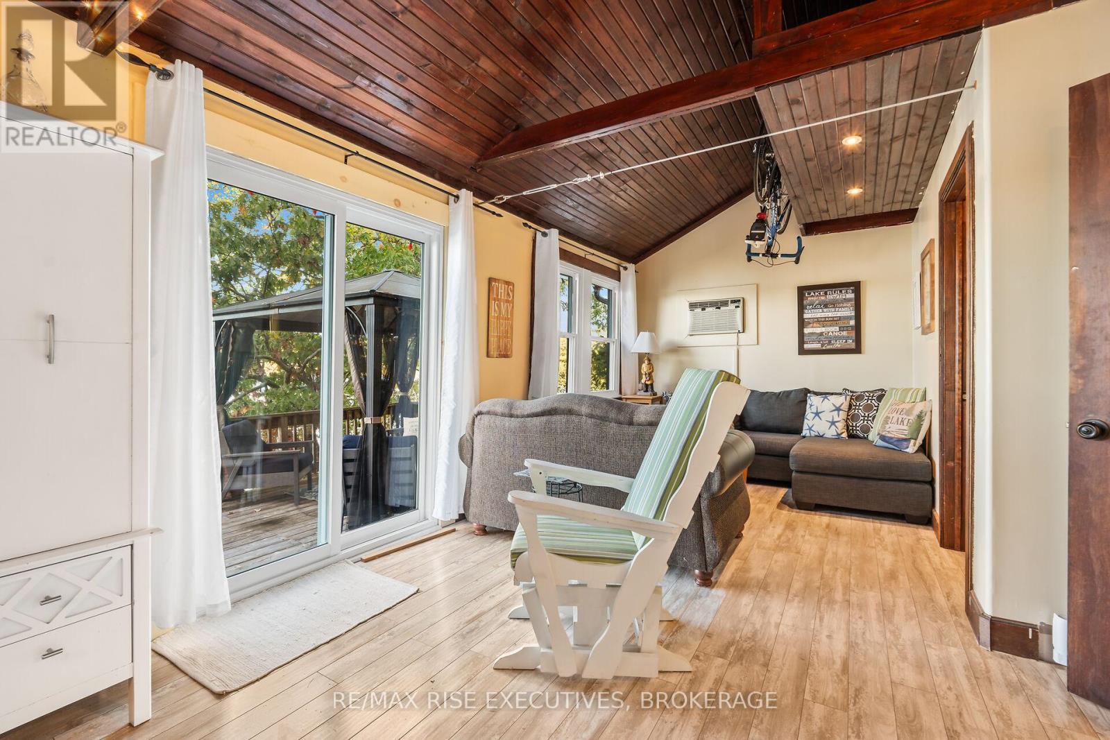 465K Lyndhurst Road, Leeds And The Thousand Islands, ON - Outdoor With Deck Patio Veranda With Exterior