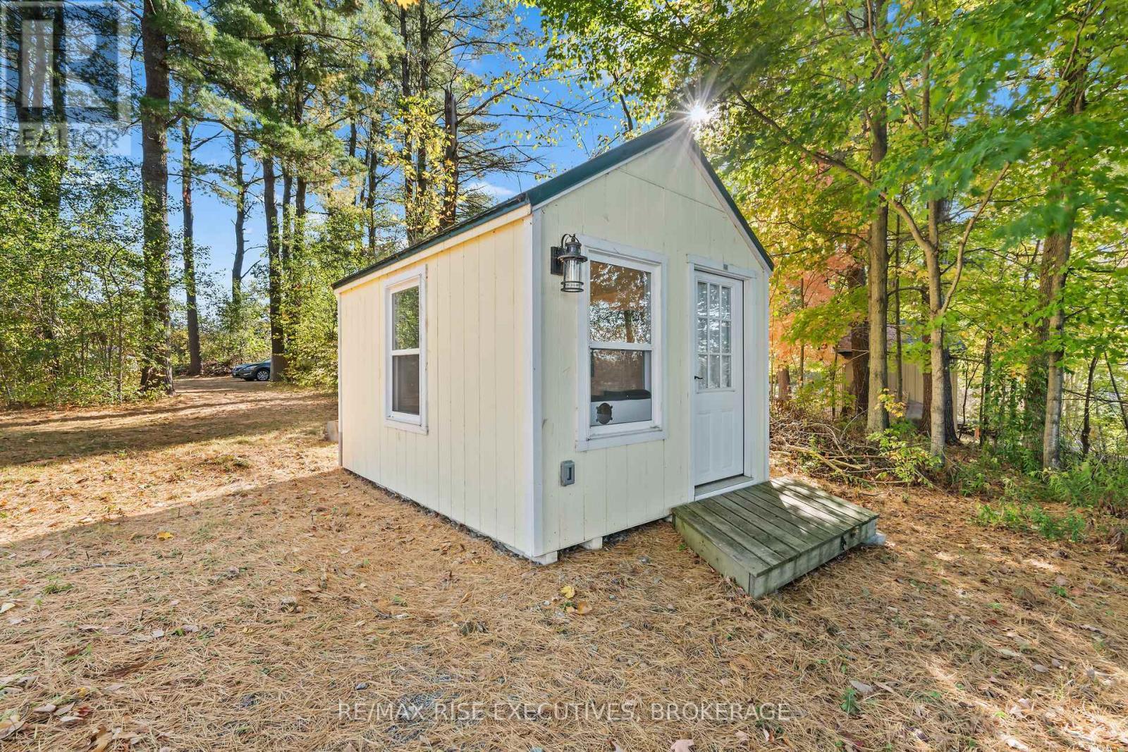 465K Lyndhurst Road, Leeds And The Thousand Islands, ON - Outdoor