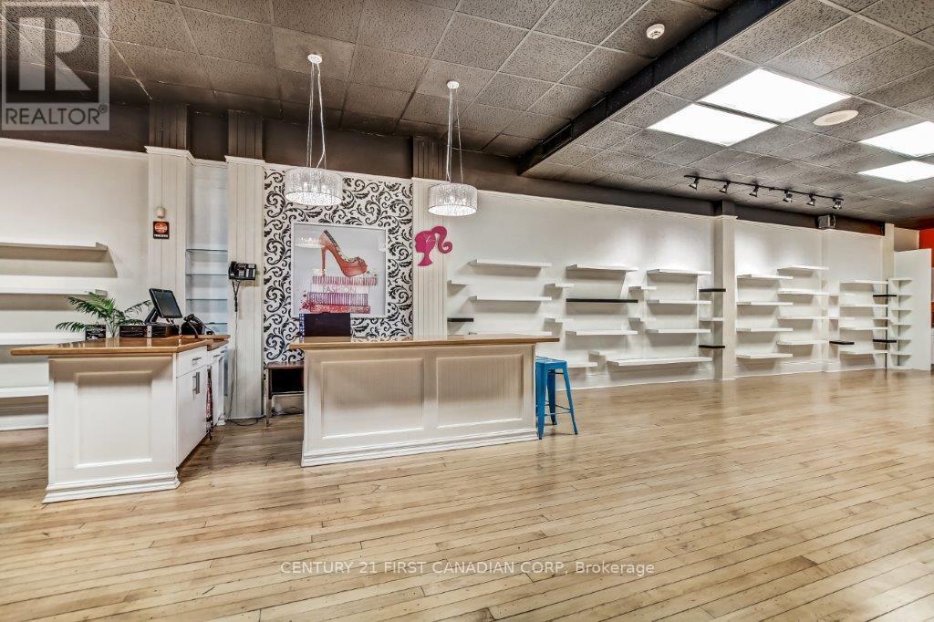 429 Talbot Street, St. Thomas, ON