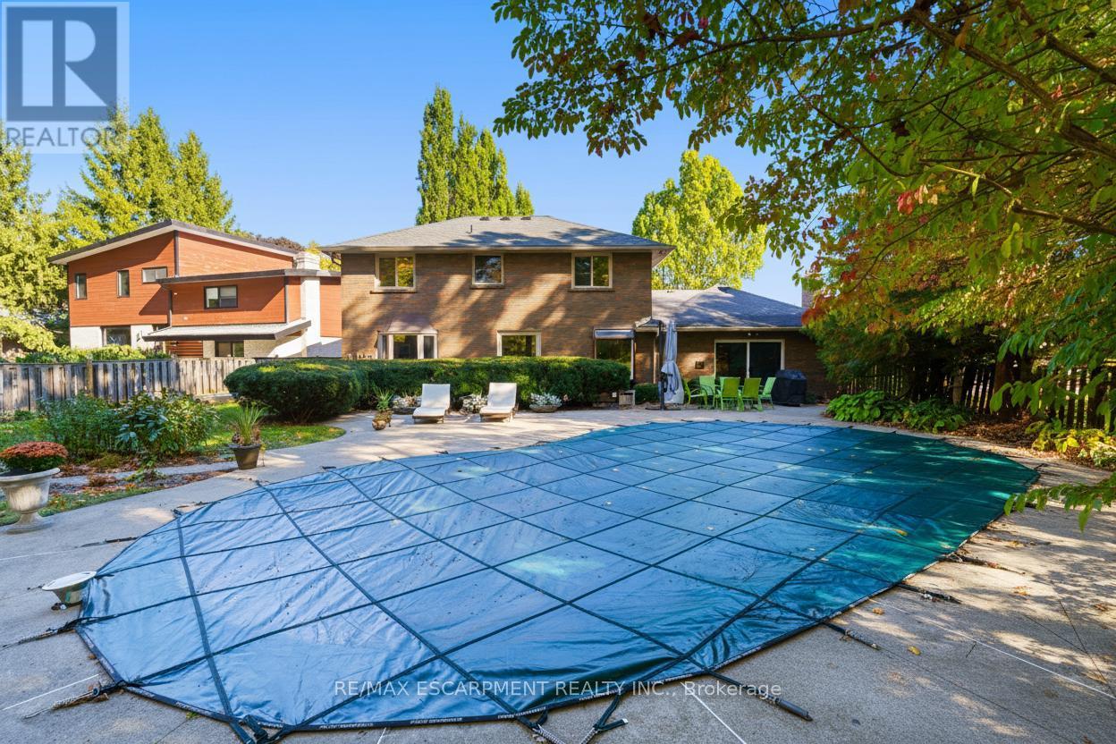 75 Terrace Drive, Hamilton, ON - Outdoor With In Ground Pool