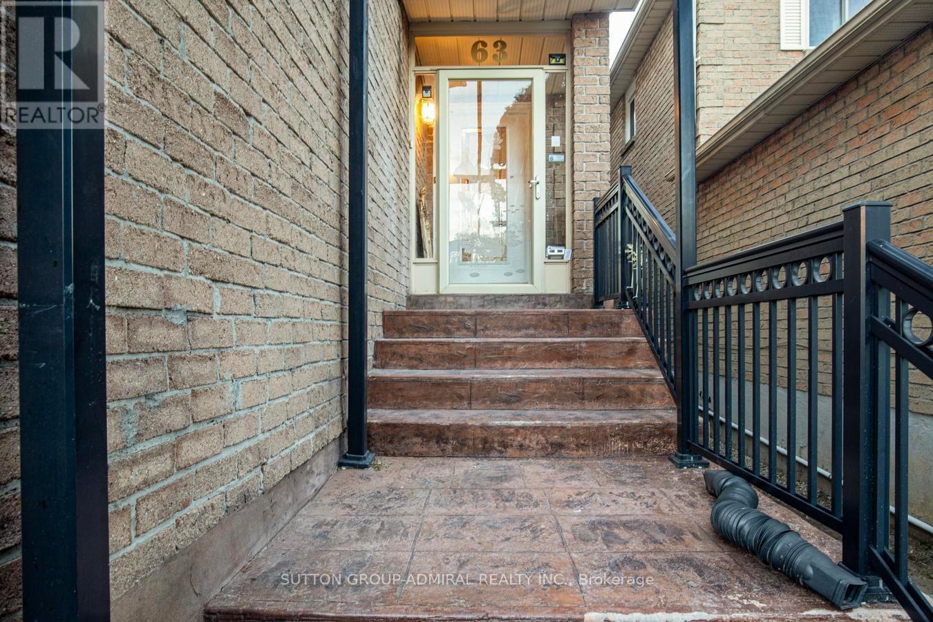 63 Croteau Crescent, Vaughan, ON - Outdoor With Exterior