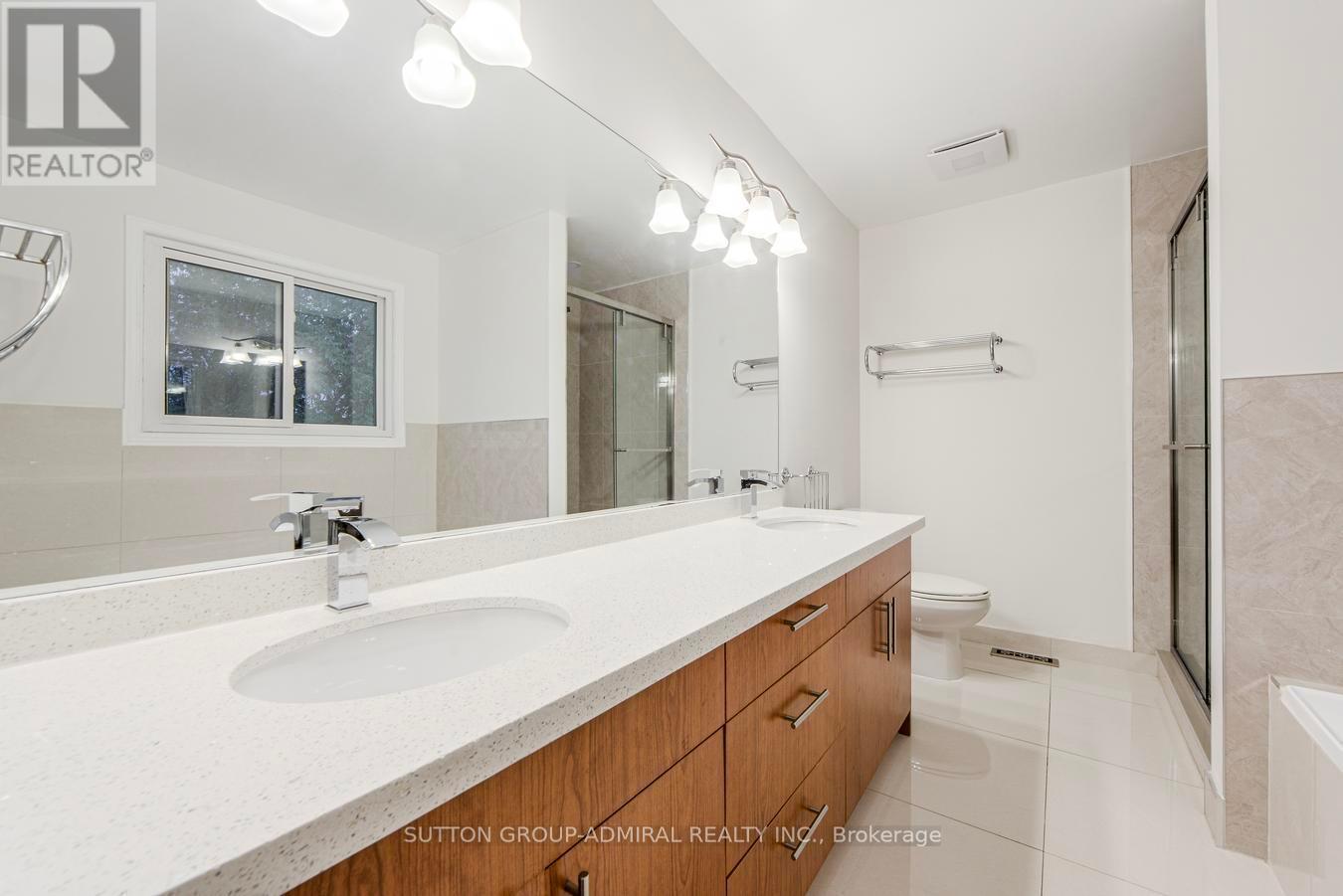 63 Croteau Crescent, Vaughan, ON - Indoor Photo Showing Bathroom
