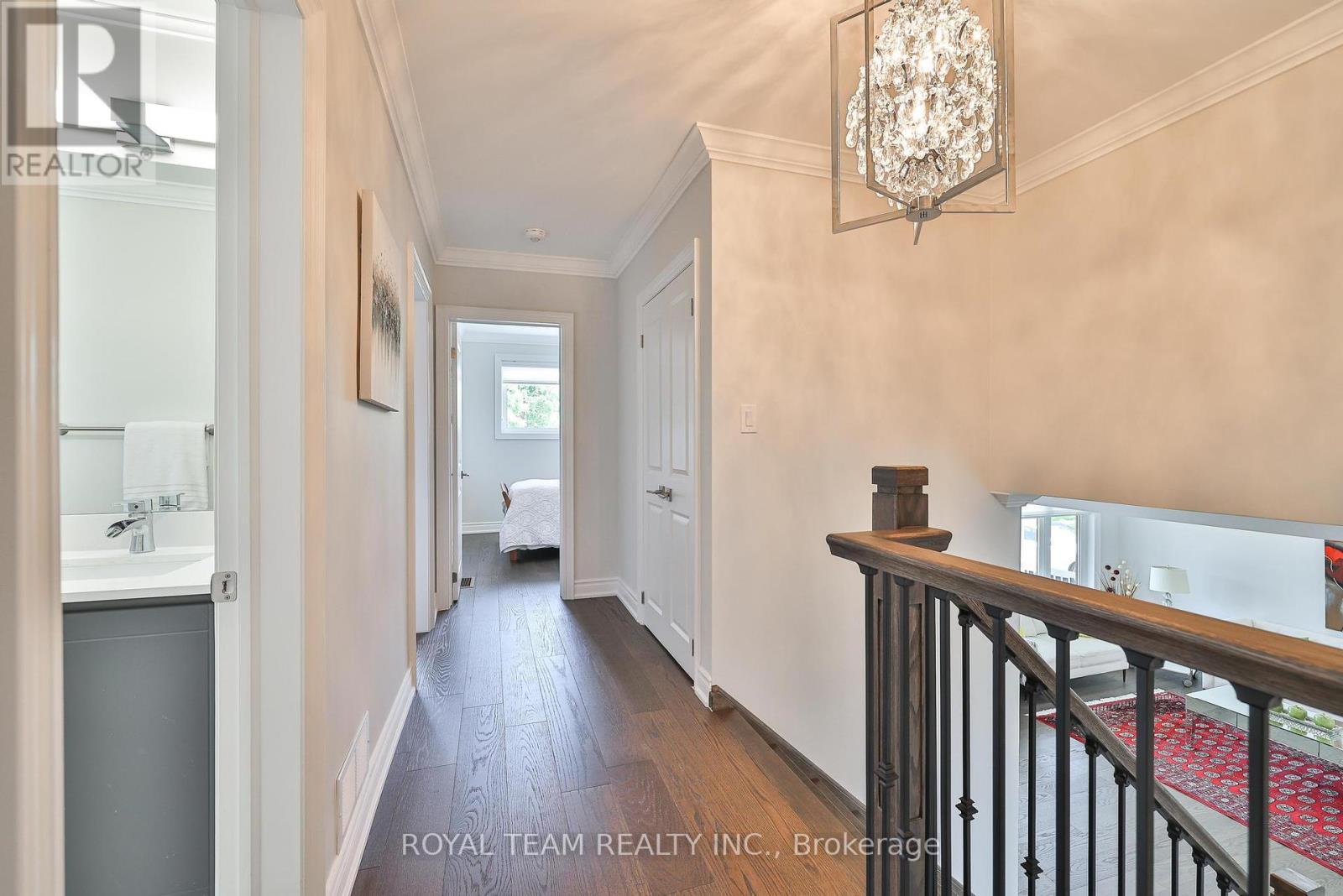 6 Crioline Road, Toronto, ON - Indoor Photo Showing Other Room