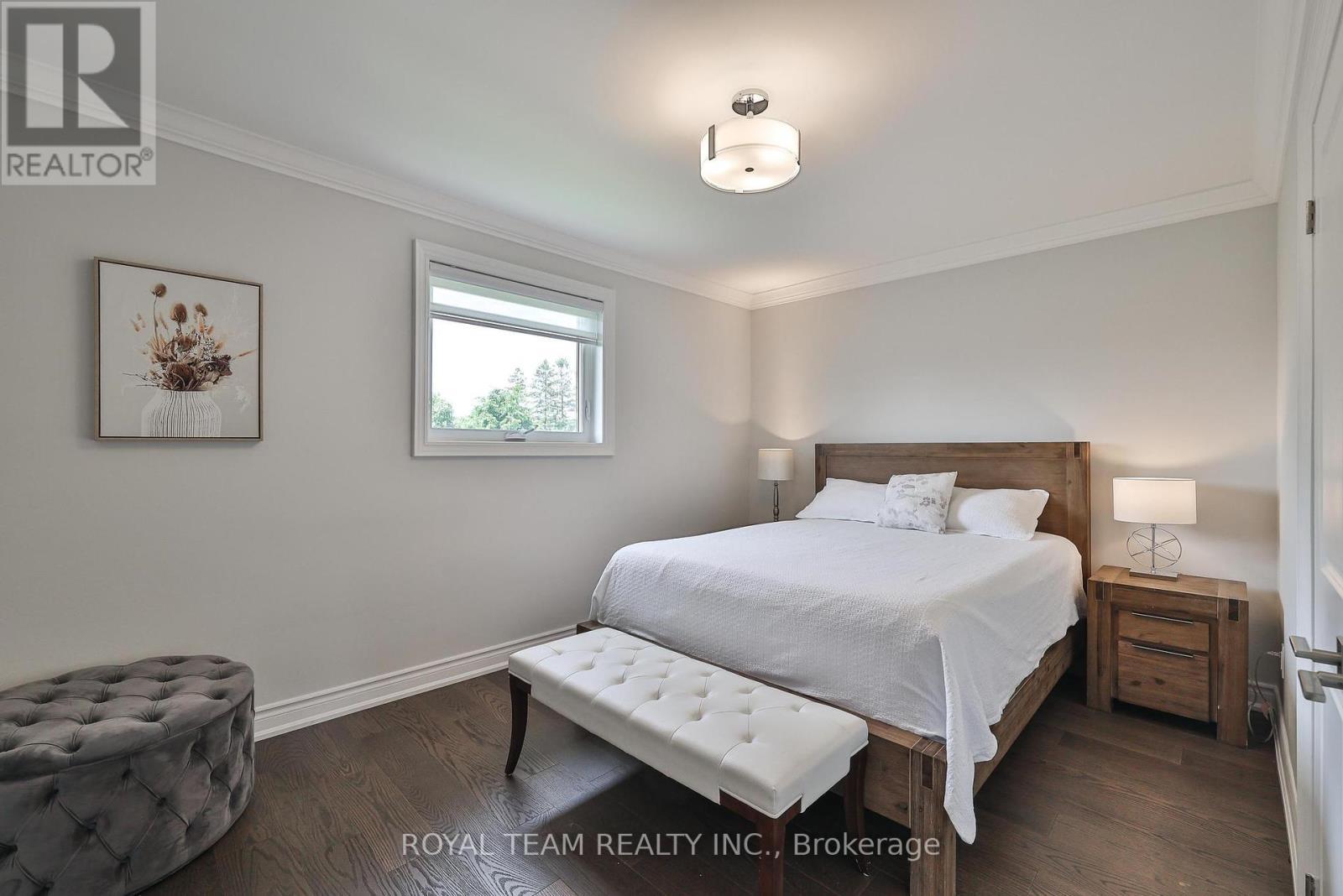 6 Crioline Road, Toronto, ON - Indoor Photo Showing Bedroom