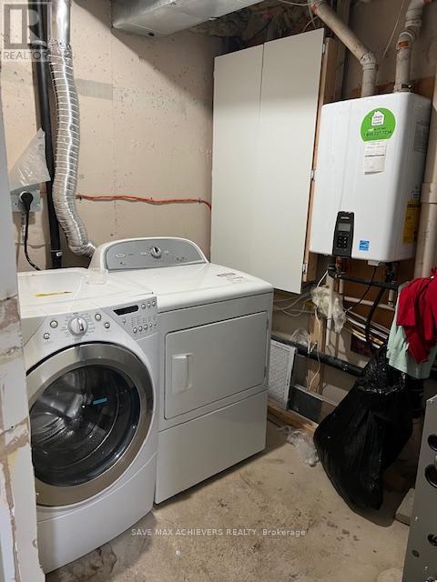 29 Herdwick Street, Brampton, ON - Indoor Photo Showing Laundry Room