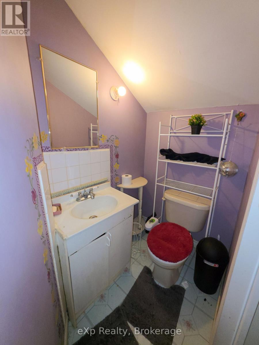 191 Frances Street, North Huron (Wingham), ON - Indoor Photo Showing Bathroom
