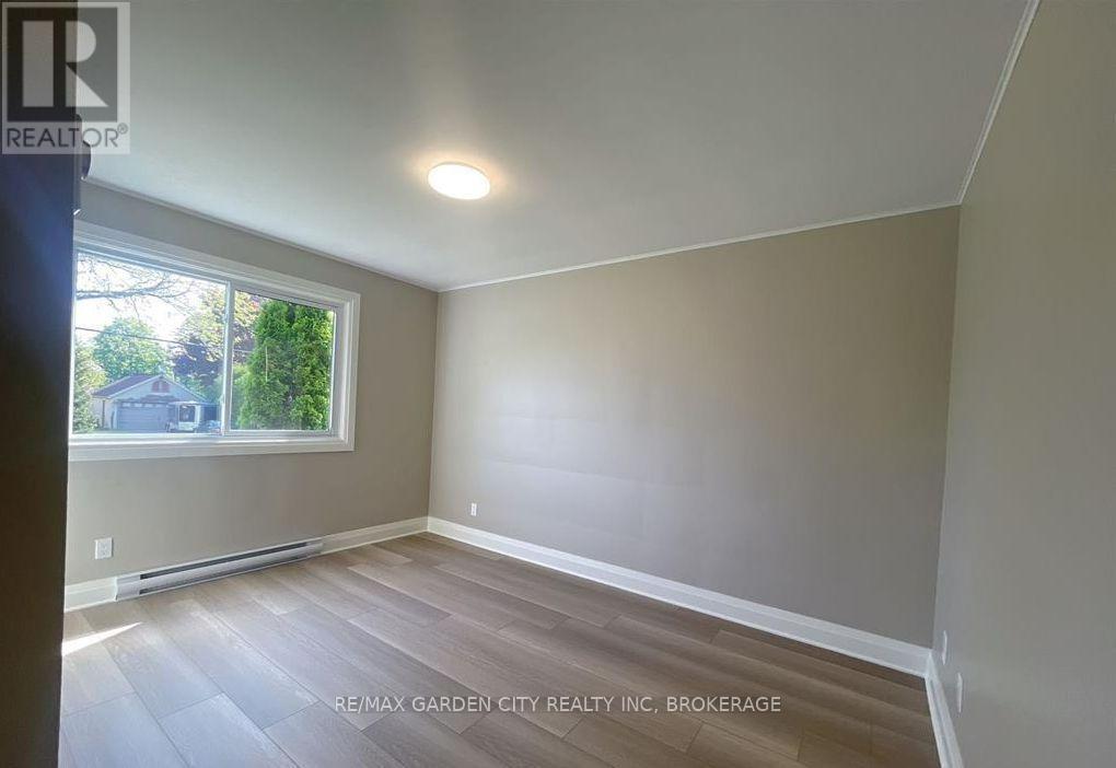 4 - 15 John Street, St. Catharines (Port Dalhousie), ON - Indoor Photo Showing Other Room