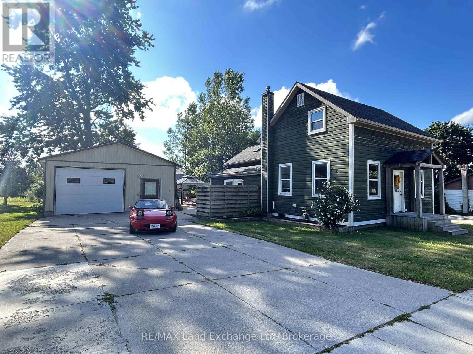 202 Union Street, North Huron (Blyth), ON - Outdoor