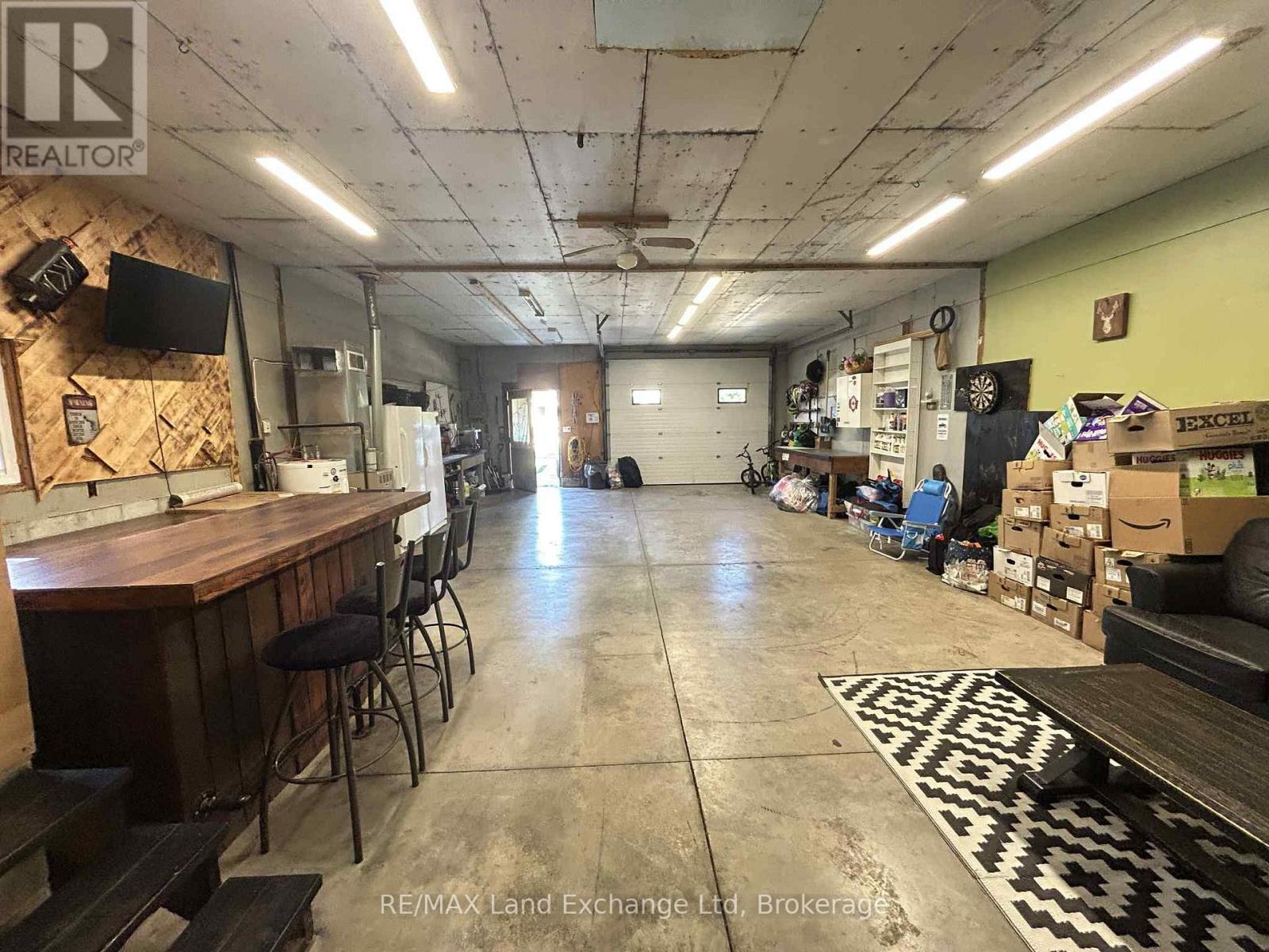 202 Union Street, North Huron (Blyth), ON - Indoor Photo Showing Other Room