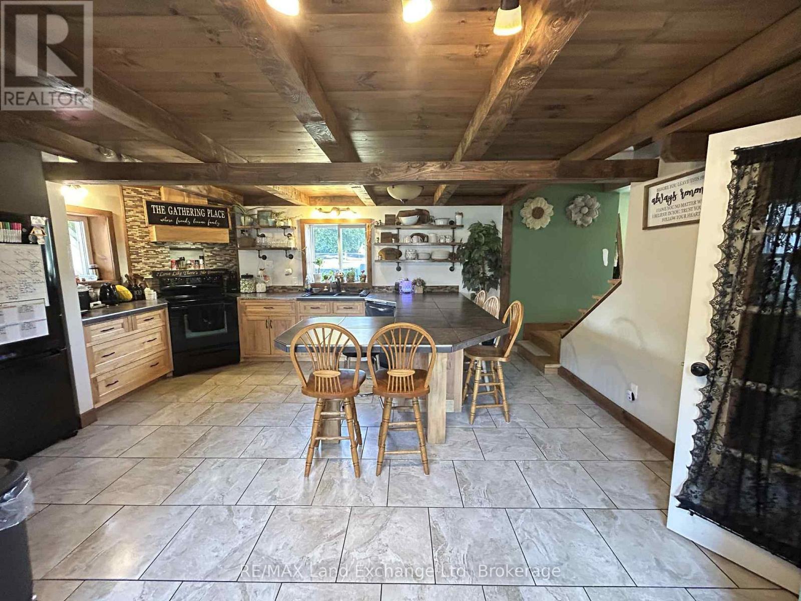 202 Union Street, North Huron (Blyth), ON - Indoor