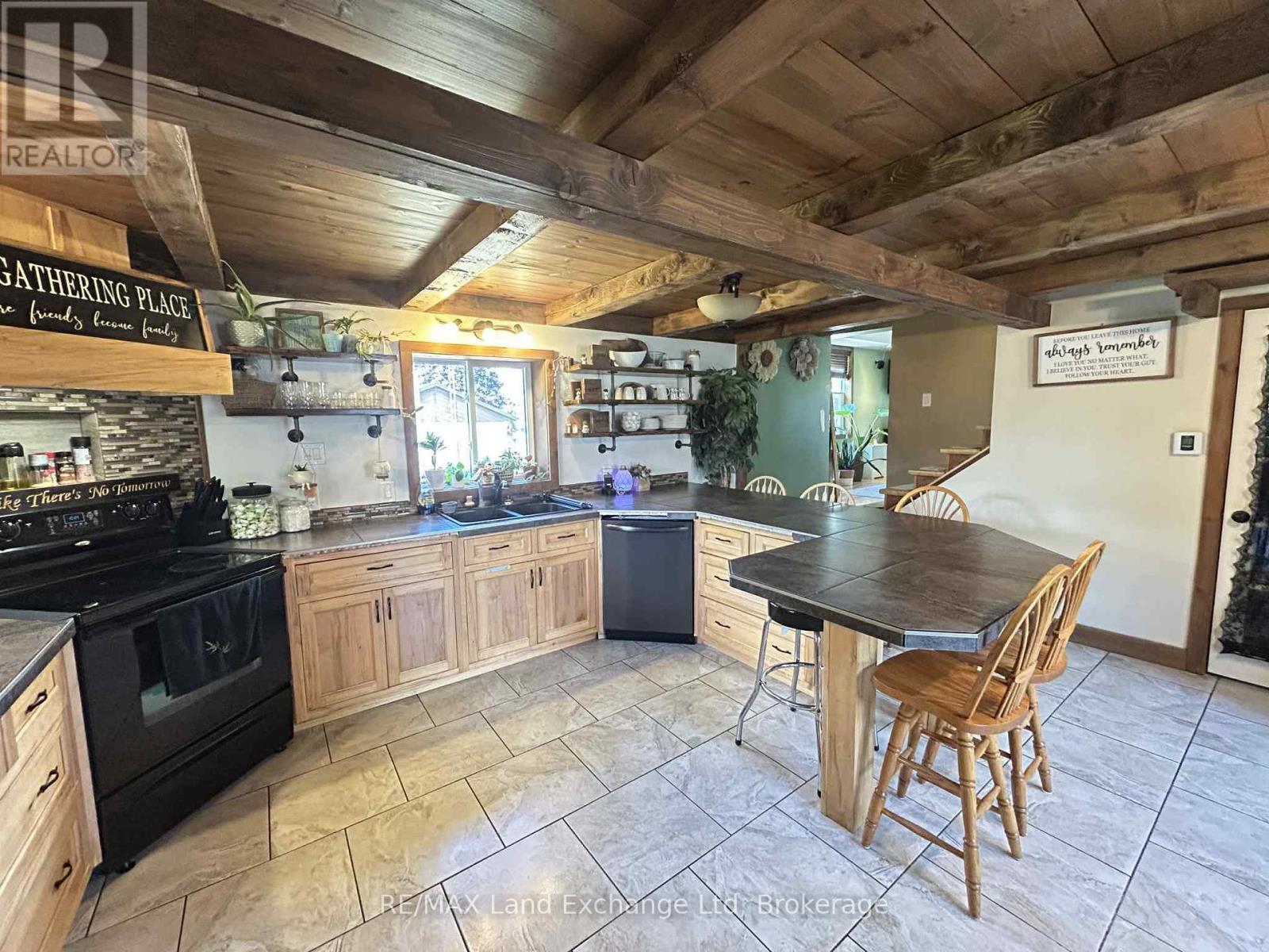 202 Union Street, North Huron (Blyth), ON - Indoor