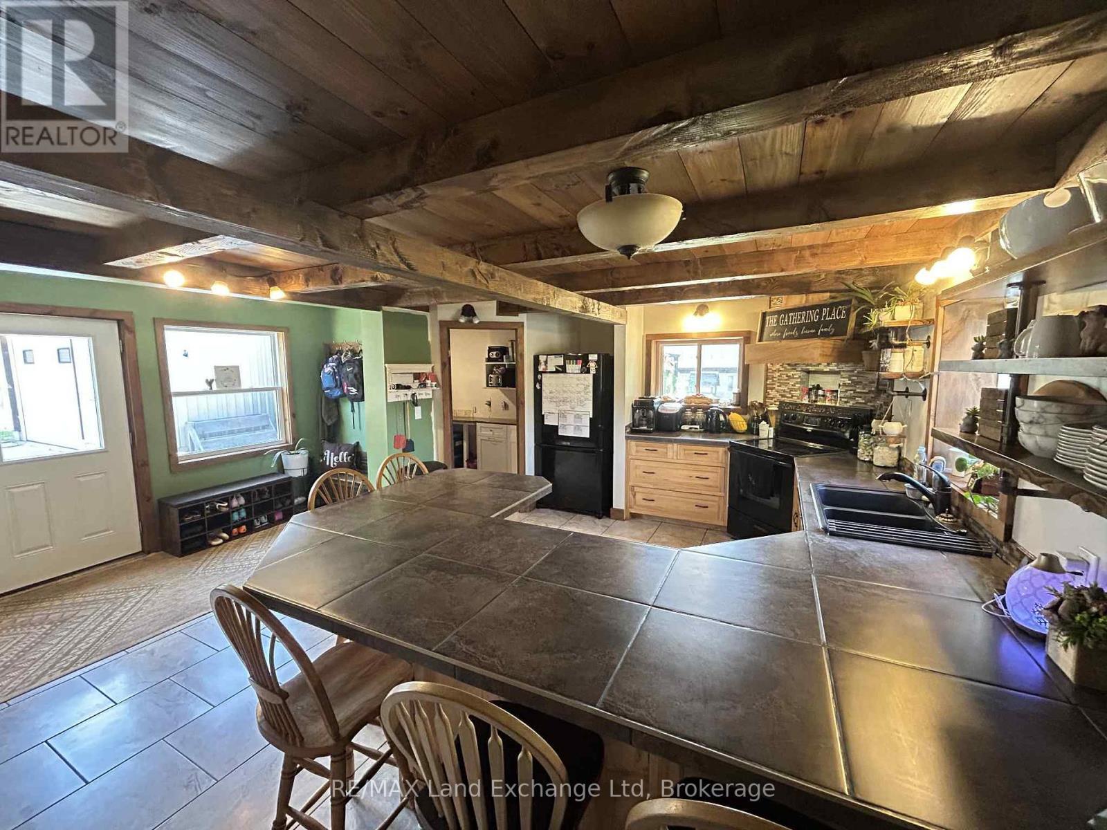 202 Union Street, North Huron (Blyth), ON - Indoor