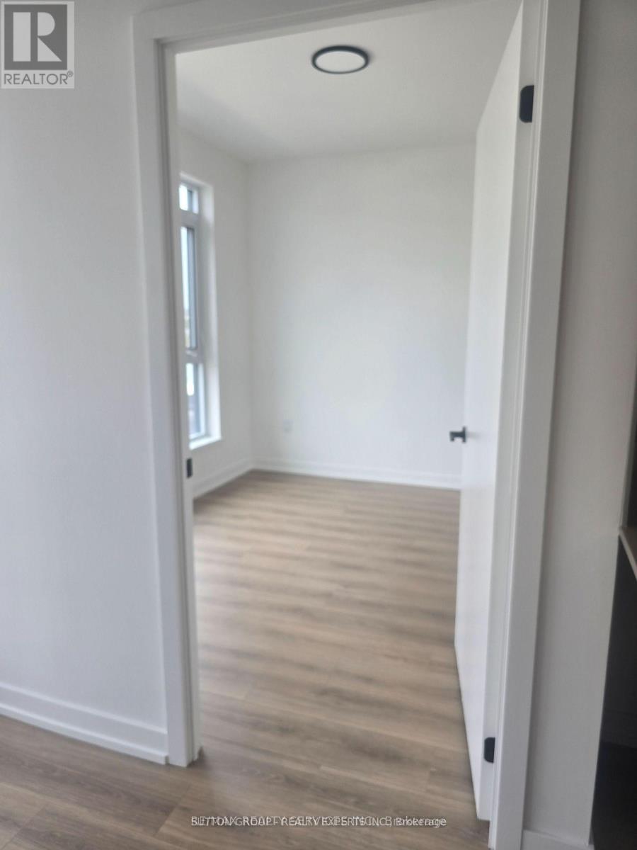 203 - 10 Lagerfeld Drive, Brampton, ON - Indoor Photo Showing Other Room