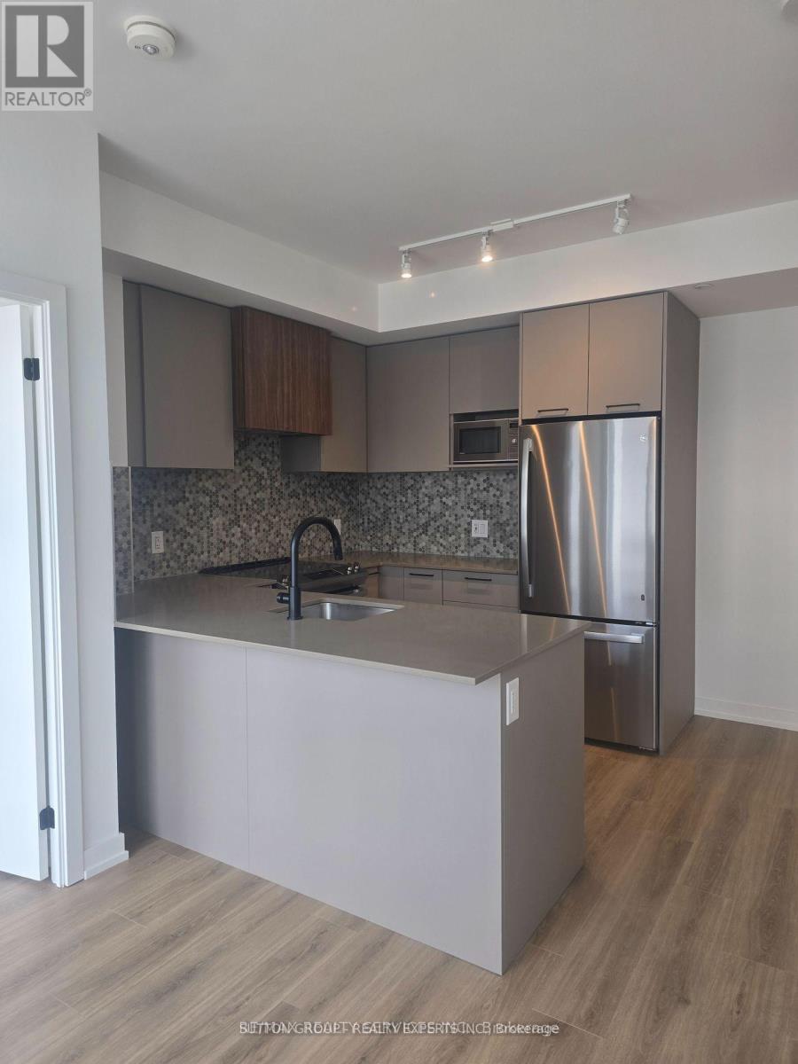 203 - 10 Lagerfeld Drive, Brampton, ON - Indoor Photo Showing Kitchen