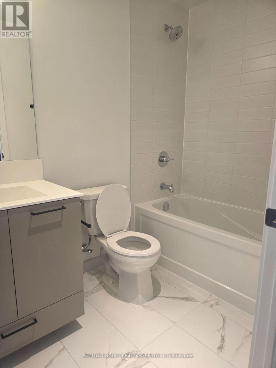 203 - 10 Lagerfeld Drive, Brampton, ON - Indoor Photo Showing Bathroom