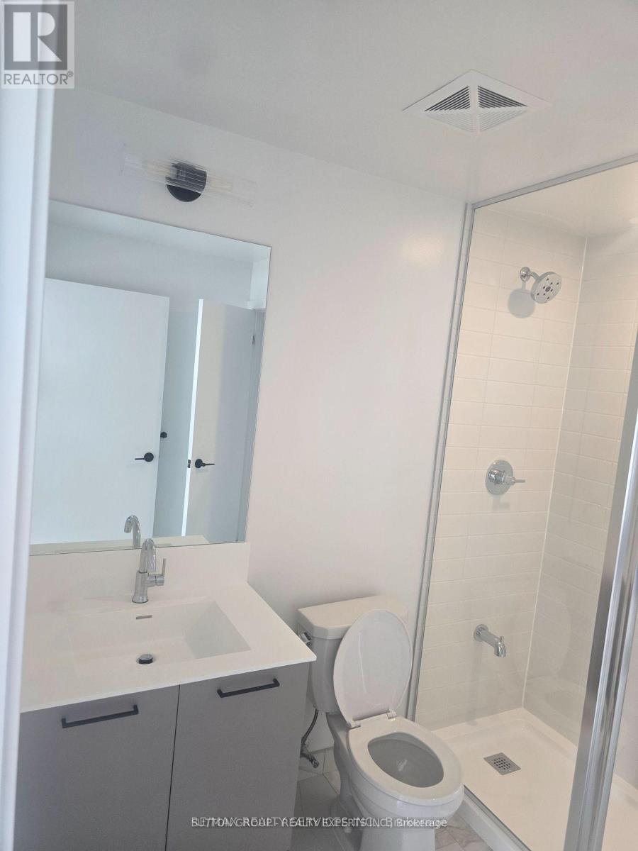 203 - 10 Lagerfeld Drive, Brampton, ON - Indoor Photo Showing Bathroom