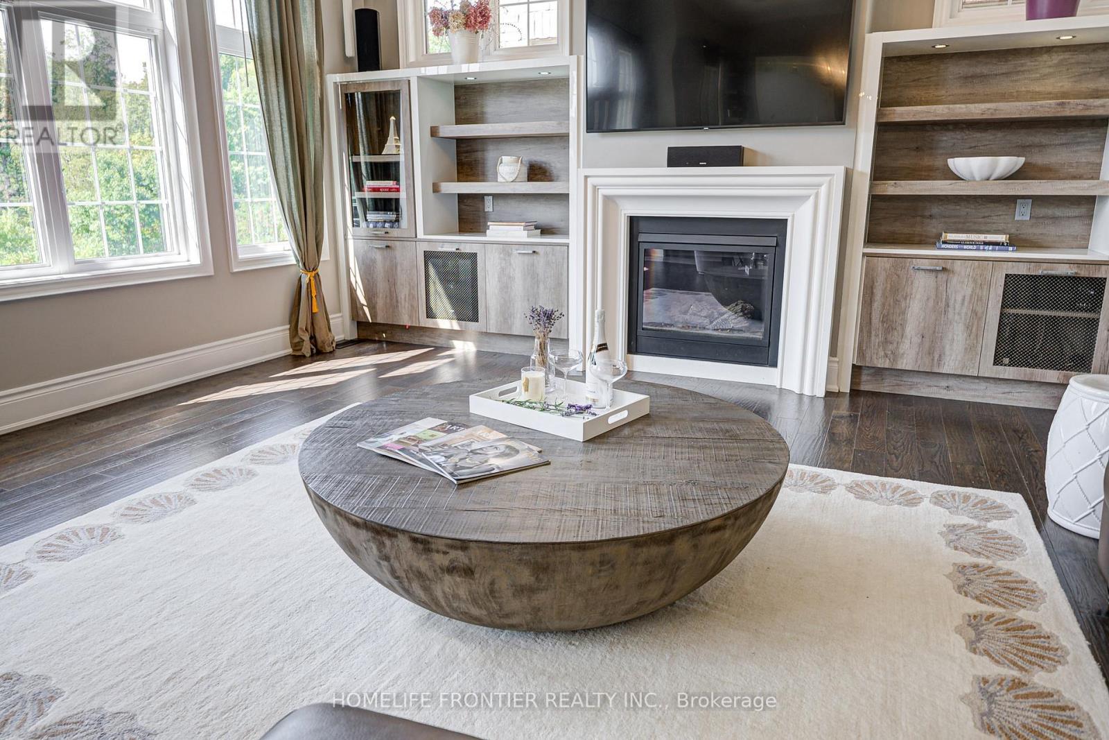 236 Farrell Road, Vaughan, ON - Indoor Photo Showing Living Room With Fireplace
