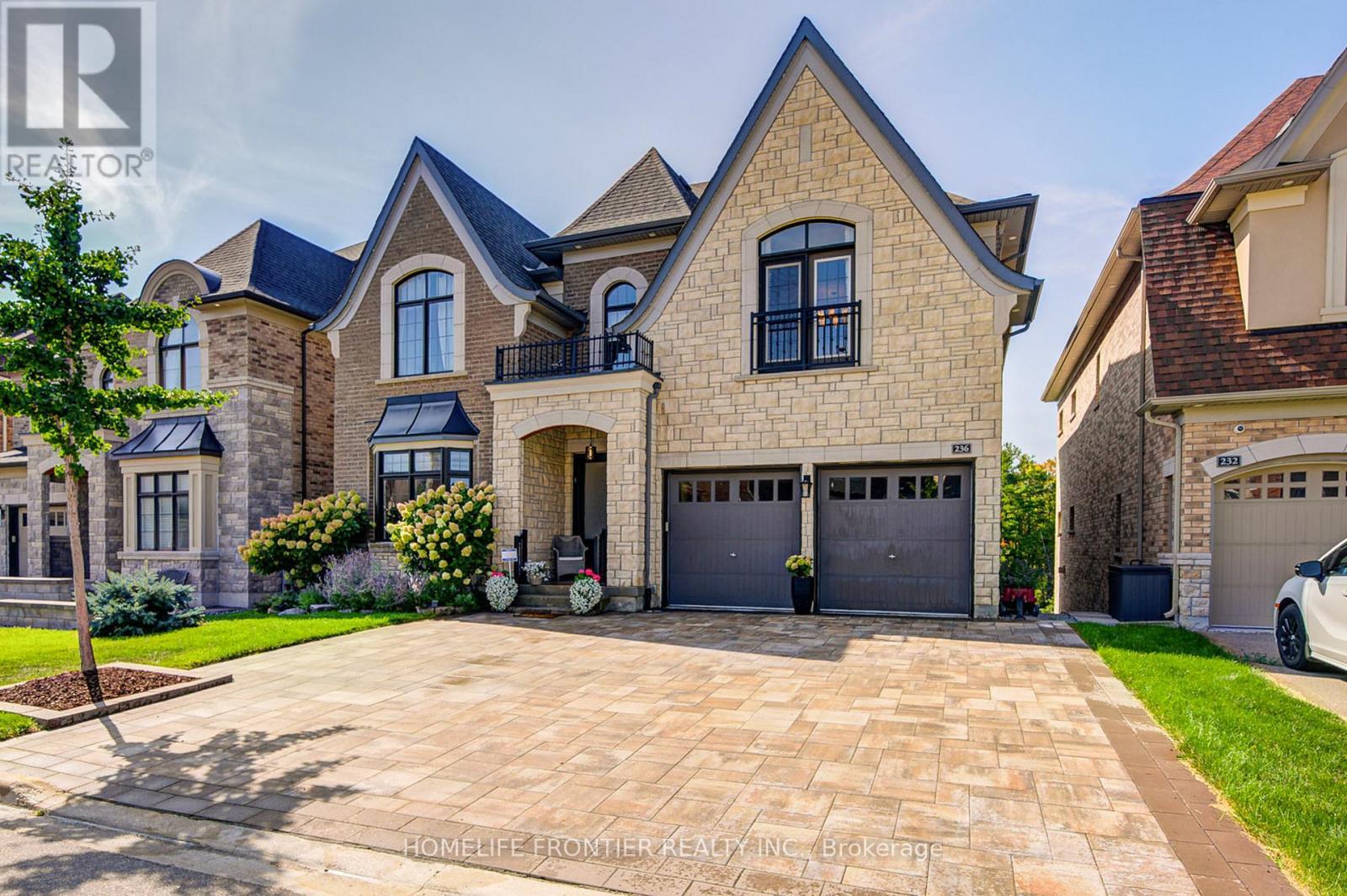 236 Farrell Road, Vaughan, ON - Outdoor With Facade