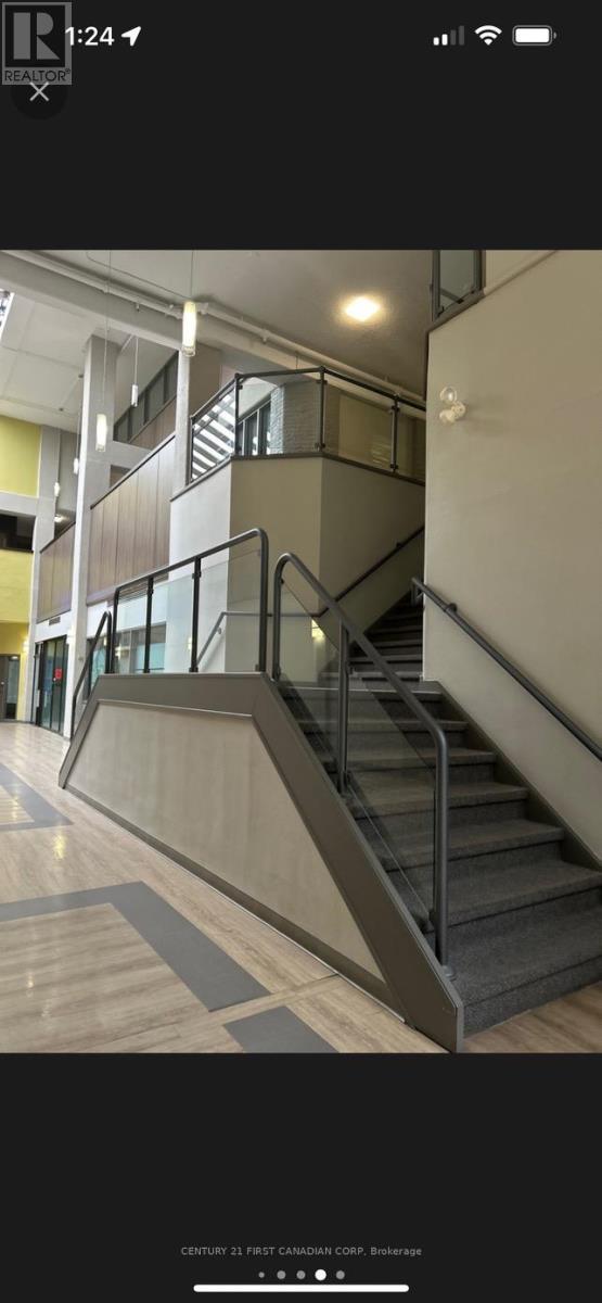 212 - 379 Dundas Street, London East (East K), ON