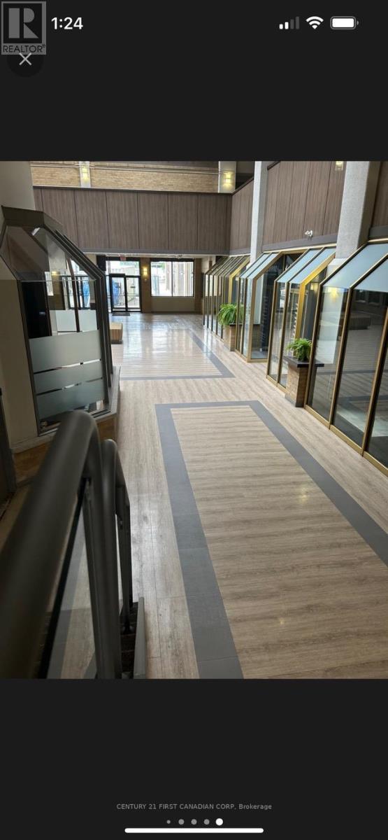 212 - 379 Dundas Street, London East (East K), ON