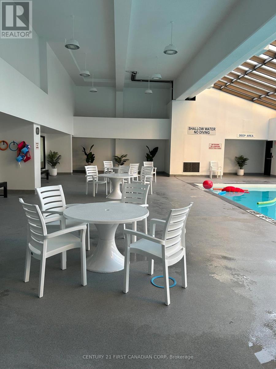 212 - 379 Dundas Street, London East (East K), ON