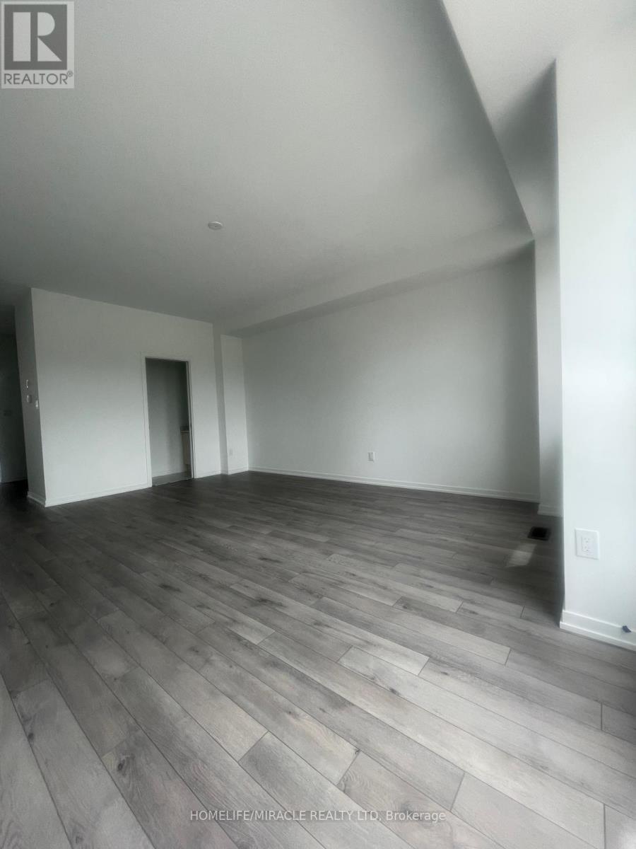 203 Monarch Avenue, Ajax, ON - Indoor Photo Showing Other Room