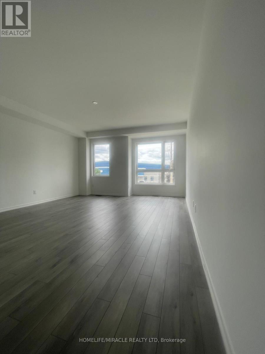 203 Monarch Avenue, Ajax, ON - Indoor Photo Showing Other Room