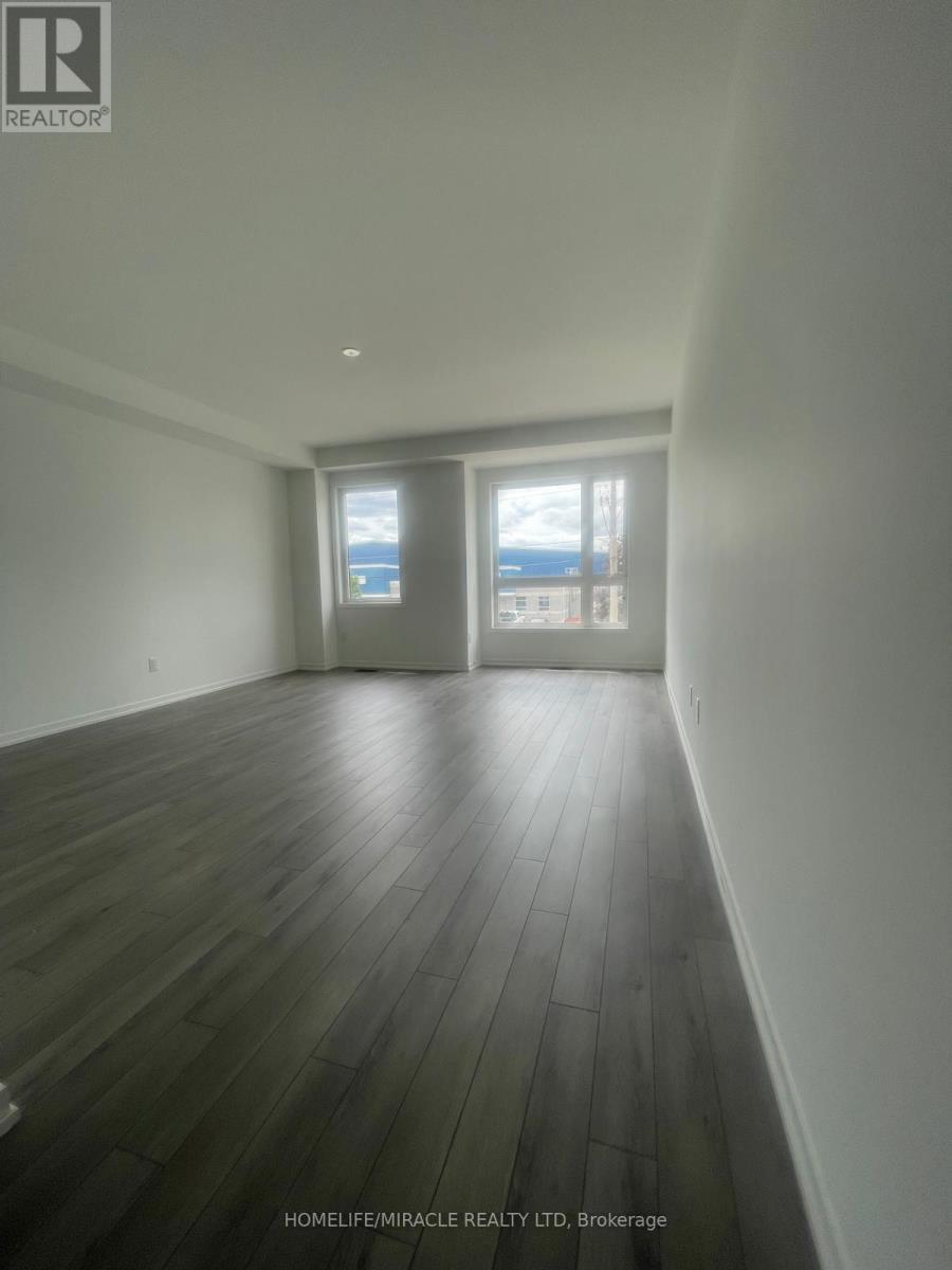 203 Monarch Avenue, Ajax, ON - Indoor Photo Showing Other Room