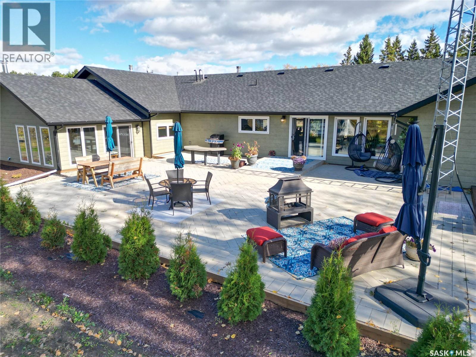 6111 Madden Place, Buckland Rm No. 491, SK - Outdoor With Deck Patio Veranda
