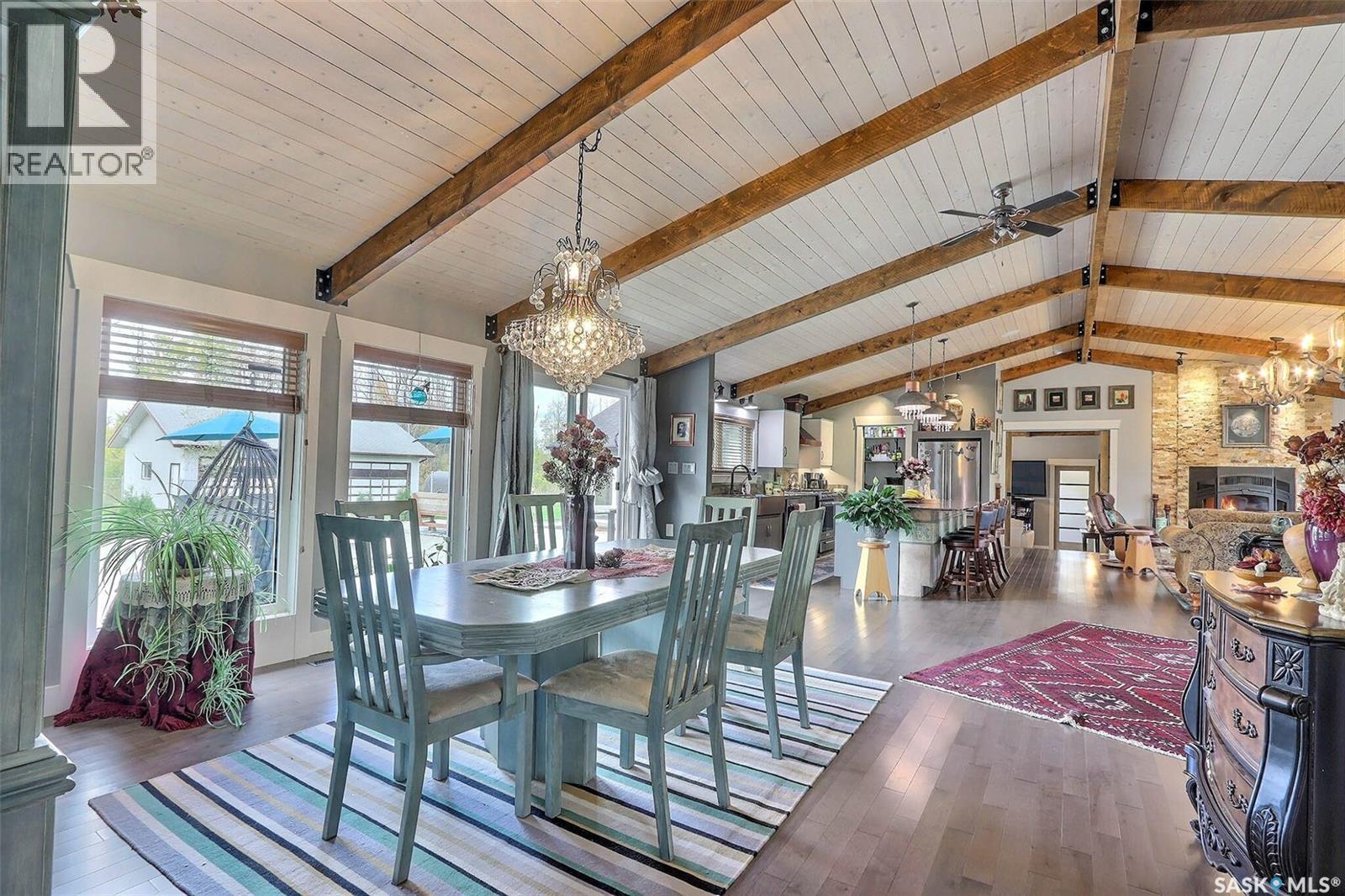 6111 Madden Place, Buckland Rm No. 491, SK - Indoor Photo Showing Dining Room