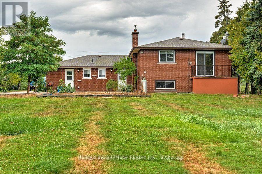595 Green Mountain Road E, Hamilton, ON - Outdoor