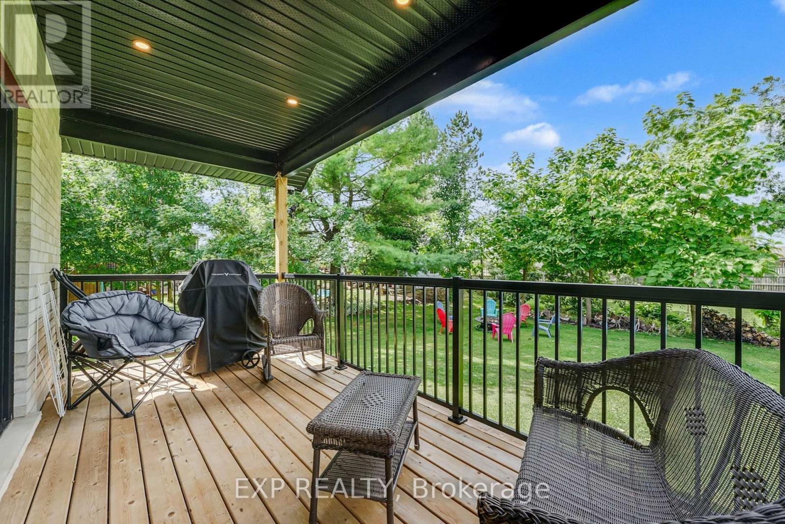 1105 Marietta Street, Howick, ON - Outdoor With Deck Patio Veranda With Exterior