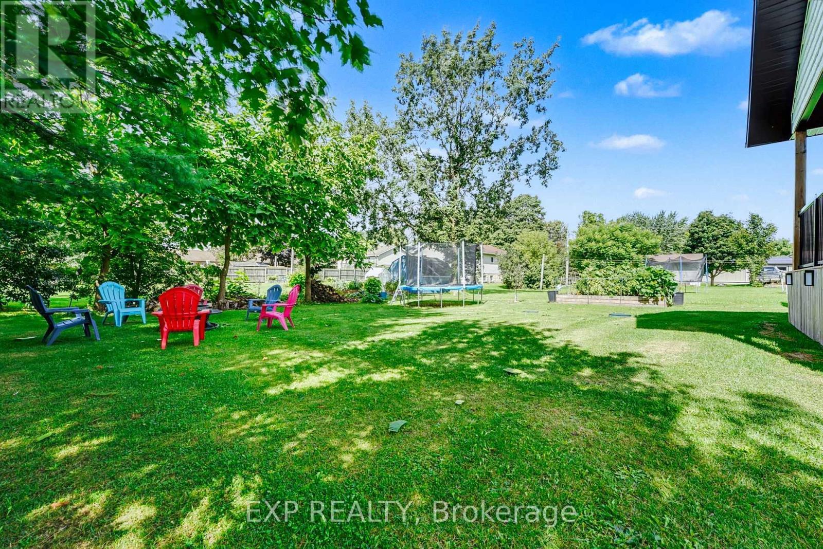1105 Marietta Street, Howick, ON - Outdoor