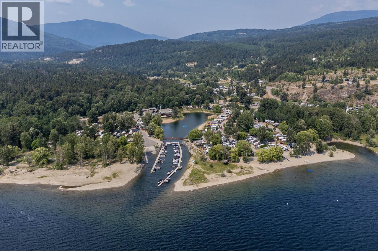 55 Cottonwood Drive N, Lee Creek, BC