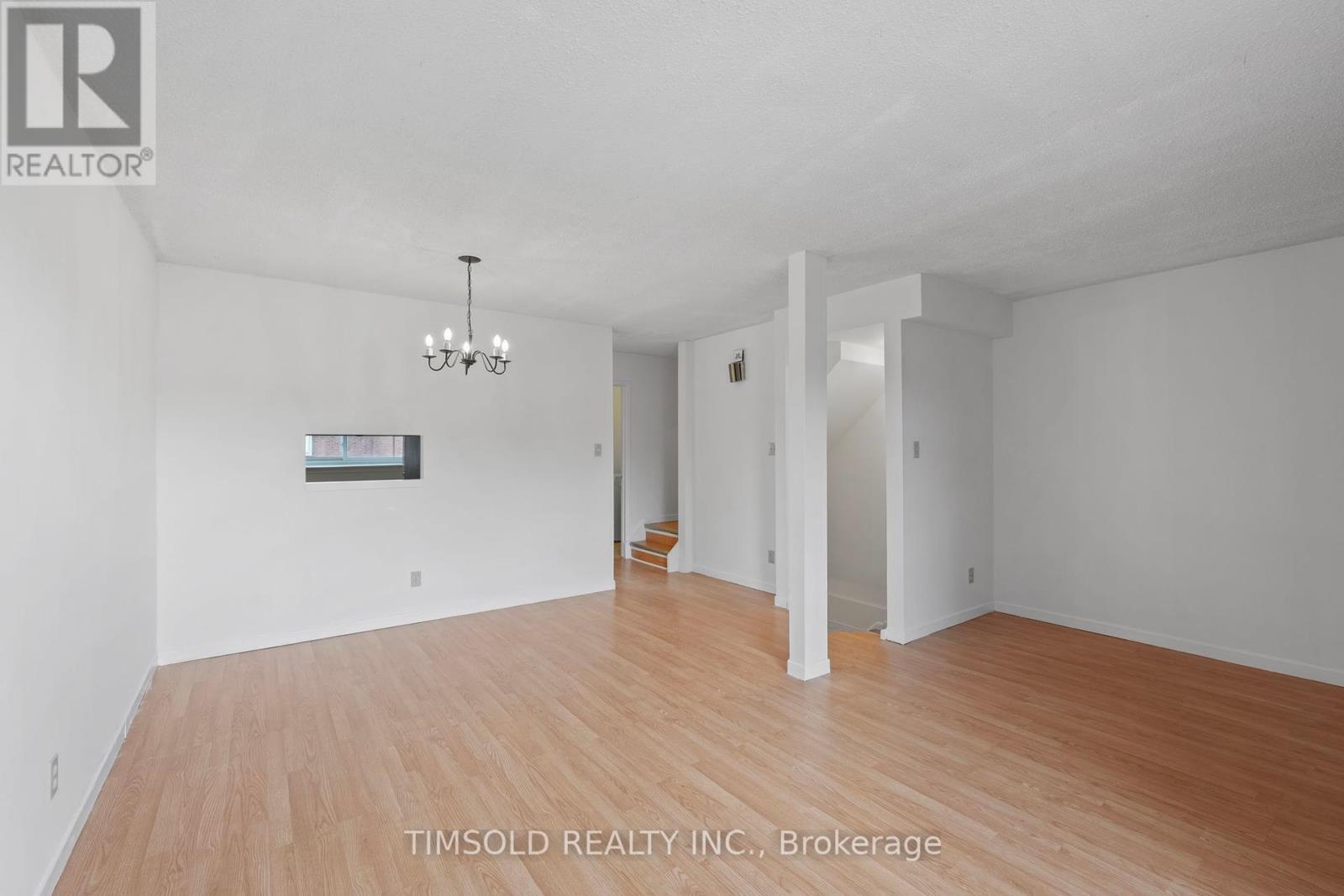 3 - 170 Wickson Trail, Toronto, ON - Indoor Photo Showing Other Room