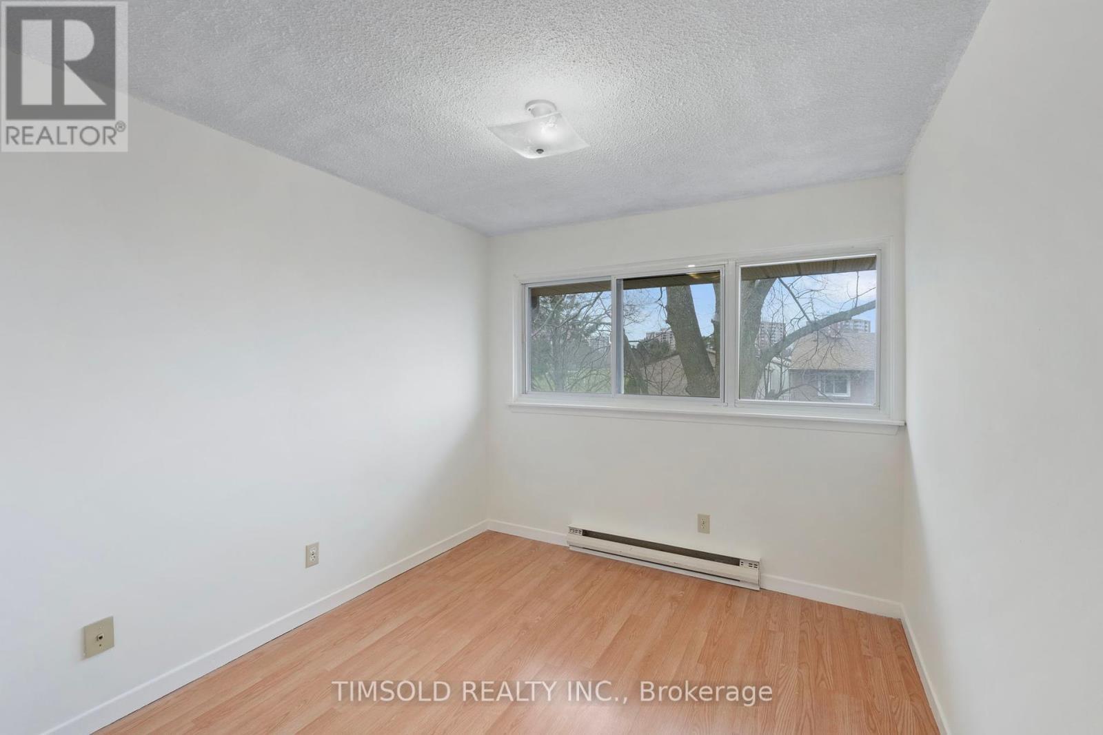 3 - 170 Wickson Trail, Toronto, ON - Indoor Photo Showing Other Room